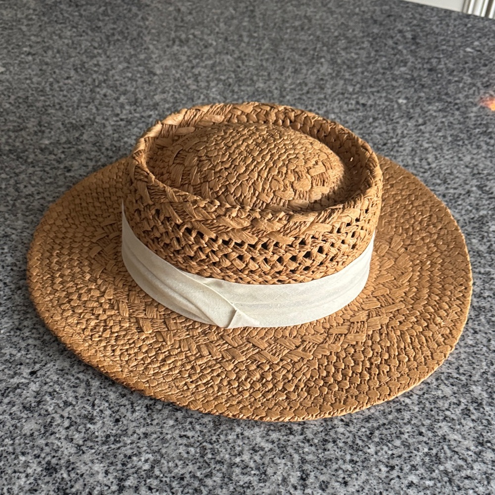 Straw Hat with Cream Band - Men or Women’s one size - NWT